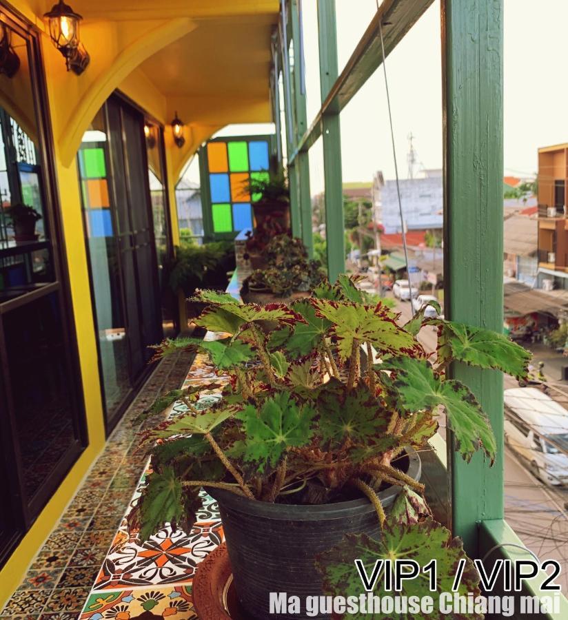 Ma Guesthouse Чиангмай Экстерьер фото