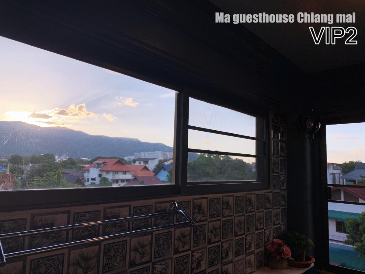 Ma Guesthouse Чиангмай Экстерьер фото