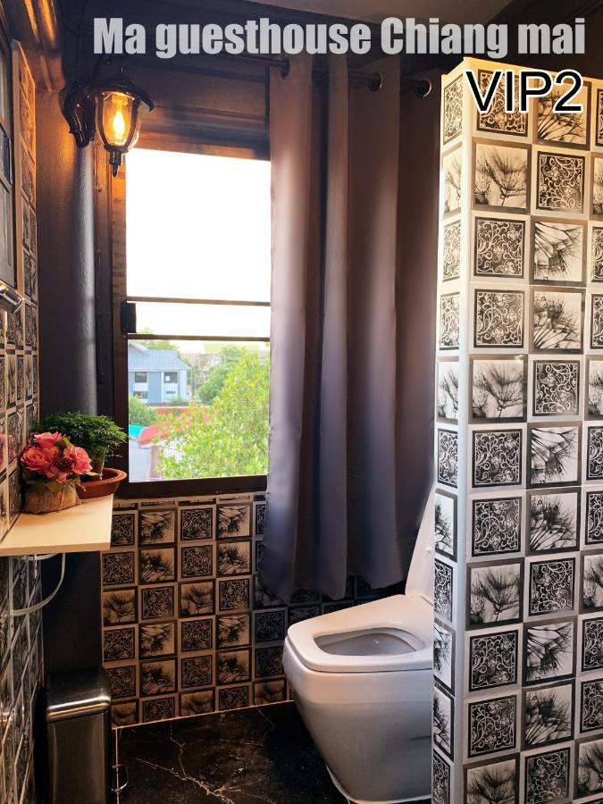 Ma Guesthouse Чиангмай Экстерьер фото